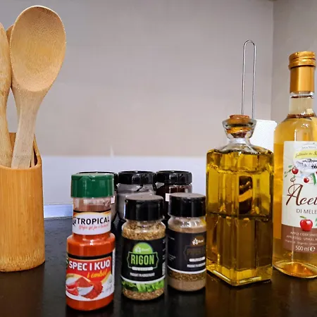 Pazari Luxury Tirana