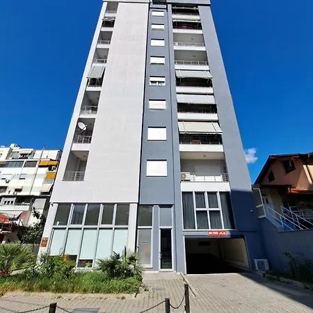 Pazari Luxury تيرانا