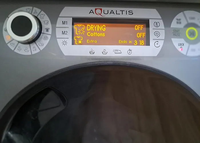 Pazari Luxury * Tirana